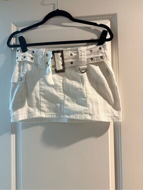 Edikted White Mini Skirt with Utility Pocket and Grommet Belt